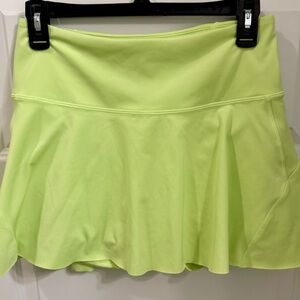 Athleta Ace Tennis Skort Neon Green Size Small Athletic Skirt Built In Shorts